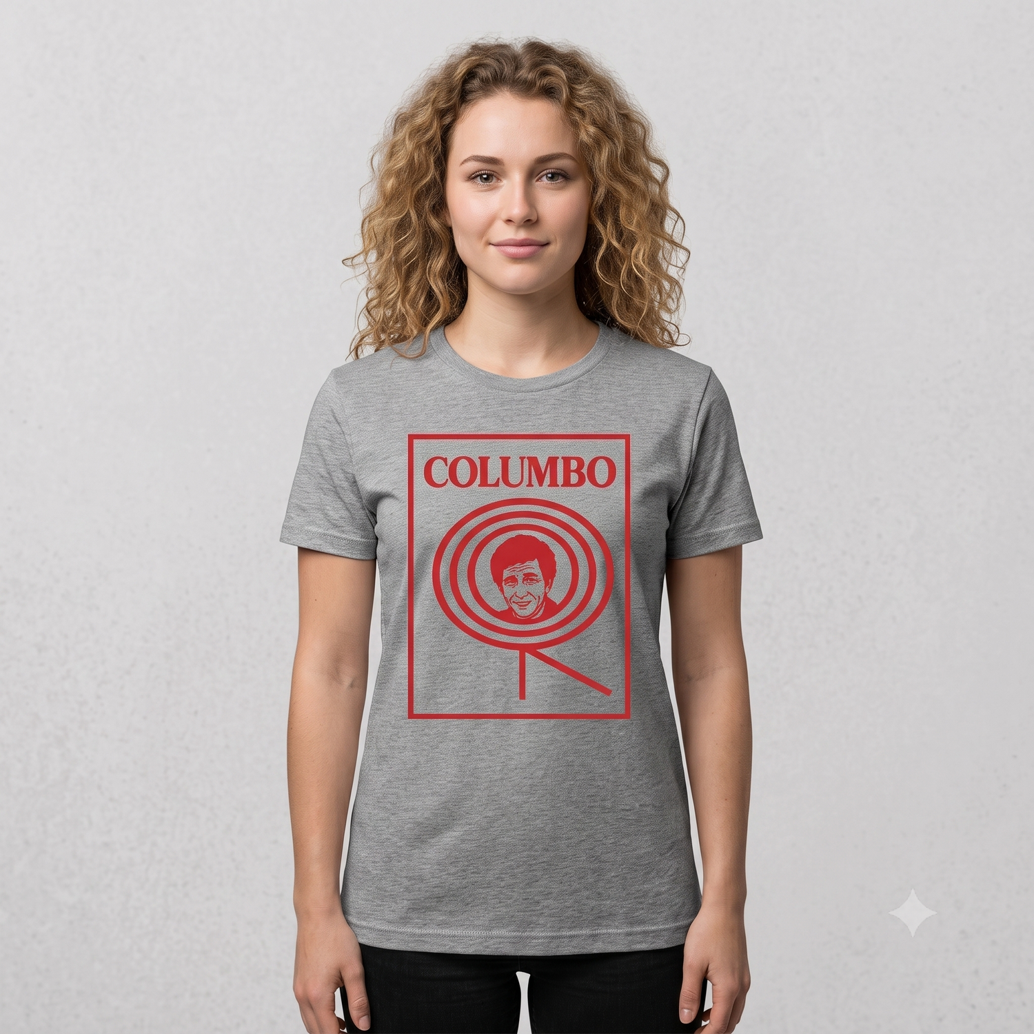 Columbo Tee in grey, front view on female model